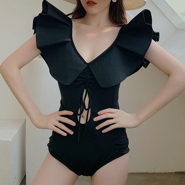 [해외/수입] 하더사이드빅프릴 프론트홀 여성 원피스수영복 (블랙,화이트)